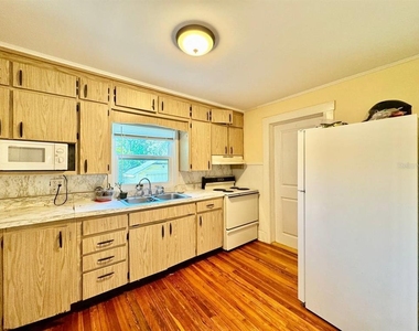 1215 E Mohawk Avenue - Photo Thumbnail 13
