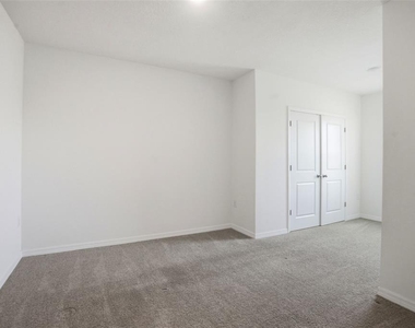 5267 Dragonfly Drive - Photo Thumbnail 32