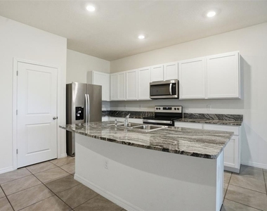 5267 Dragonfly Drive - Photo Thumbnail 14