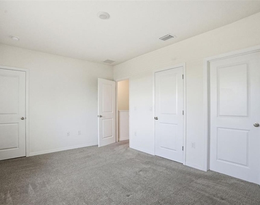 5267 Dragonfly Drive - Photo Thumbnail 28