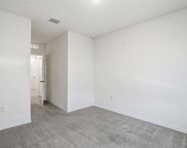 5267 Dragonfly Drive - Photo Thumbnail 31