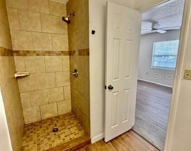 4174 Flying Fortress Avenue - Photo Thumbnail 16
