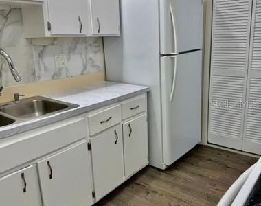 4174 Flying Fortress Avenue - Photo Thumbnail 13