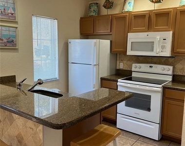 2280 San Vital Drive - Photo Thumbnail 5