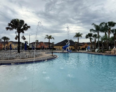 8977 Bismarck Palm Road - Photo Thumbnail 9