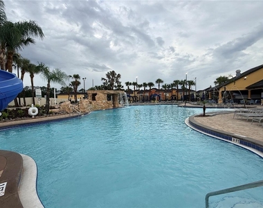 8977 Bismarck Palm Road - Photo Thumbnail 20