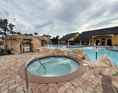 8977 Bismarck Palm Road - Photo Thumbnail 18