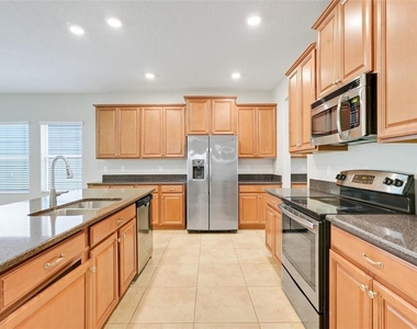 13272 Penshurst Lane - Photo Thumbnail 12