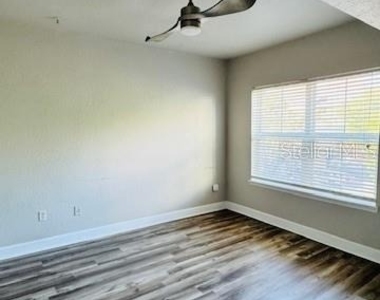 206 E South Street - Photo Thumbnail 39