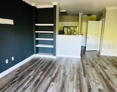 206 E South Street - Photo Thumbnail 4