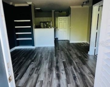 206 E South Street - Photo Thumbnail 29