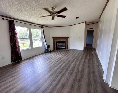 2982 N 6th Street - Photo Thumbnail 12