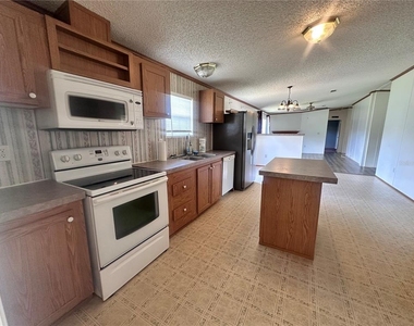 2982 N 6th Street - Photo Thumbnail 6