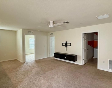3545 Starkey Drive - Photo Thumbnail 11