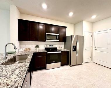 4574 Cypress Cay Way - Photo Thumbnail 4