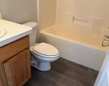 16262 Sw 29th Ct Road - Photo Thumbnail 4