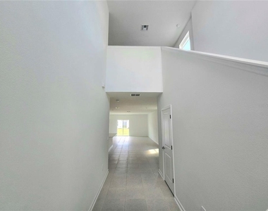 2733 Lookout Ridge Road - Photo Thumbnail 11