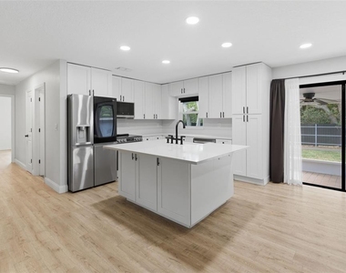 176 Lake Eva Drive - Photo Thumbnail 11