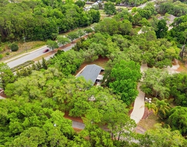 176 Lake Eva Drive - Photo Thumbnail 2