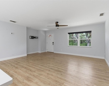 176 Lake Eva Drive - Photo Thumbnail 12