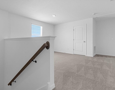 2306 Lancashire Street - Photo Thumbnail 7