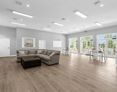 2306 Lancashire Street - Photo Thumbnail 43