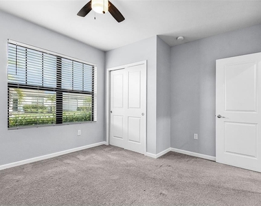 16033 Beachberry Drive - Photo Thumbnail 12