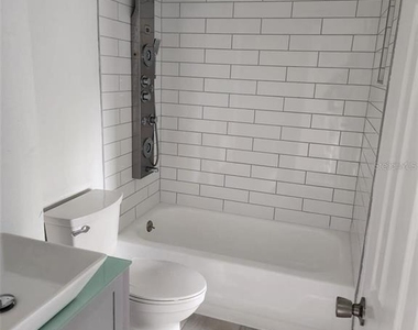 7516 Needle Leaf Place - Photo Thumbnail 9