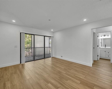10 Sheoah Boulevard - Photo Thumbnail 6