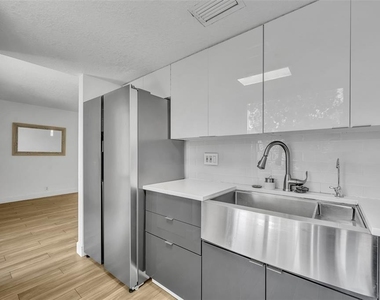10 Sheoah Boulevard - Photo Thumbnail 13