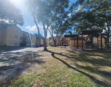 4528 Commander Drive - Photo Thumbnail 23