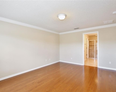 12268 Pescara Lane - Photo Thumbnail 11