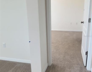 713 Fulmar Court - Photo Thumbnail 14