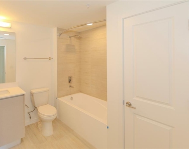 5579 Millenia Park Blvd - Photo Thumbnail 8