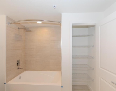 5579 Millenia Park Blvd - Photo Thumbnail 13