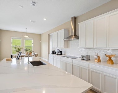 16031 Silver Brook Way - Photo Thumbnail 19