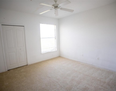 8812 Dunes Court - Photo Thumbnail 3