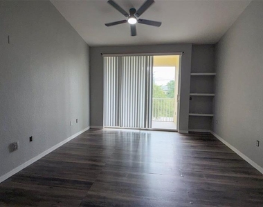 8812 Dunes Court - Photo Thumbnail 5
