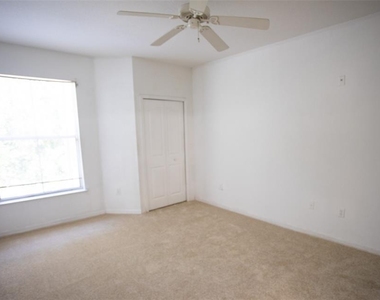 8812 Dunes Court - Photo Thumbnail 16
