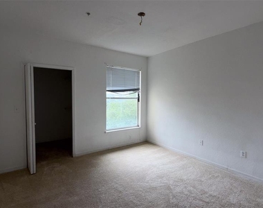 8812 Dunes Court - Photo Thumbnail 19