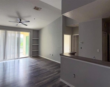 8812 Dunes Court - Photo Thumbnail 2
