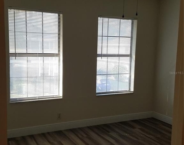 505 Boxelder Avenue - Photo Thumbnail 6