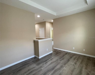 1045 Palma Verde Place - Photo Thumbnail 17