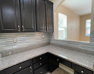 1045 Palma Verde Place - Photo Thumbnail 6