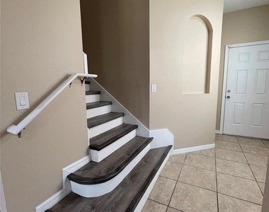 1045 Palma Verde Place - Photo Thumbnail 15