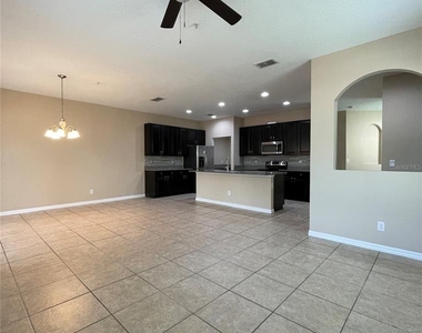 1045 Palma Verde Place - Photo Thumbnail 10