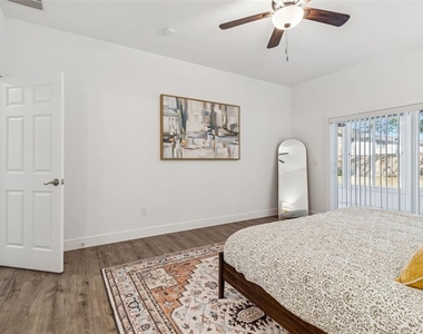 12715 Taylor Nicolas Drive - Photo Thumbnail 32