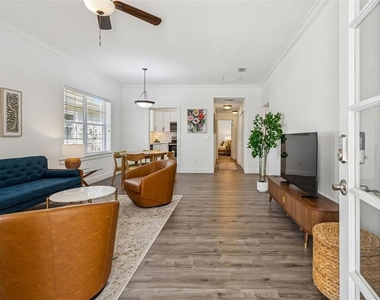 12715 Taylor Nicolas Drive - Photo Thumbnail 10