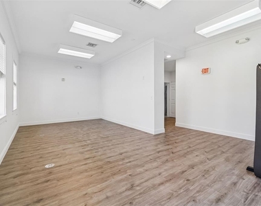 12715 Taylor Nicolas Drive - Photo Thumbnail 82