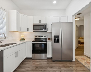 12715 Taylor Nicolas Drive - Photo Thumbnail 22